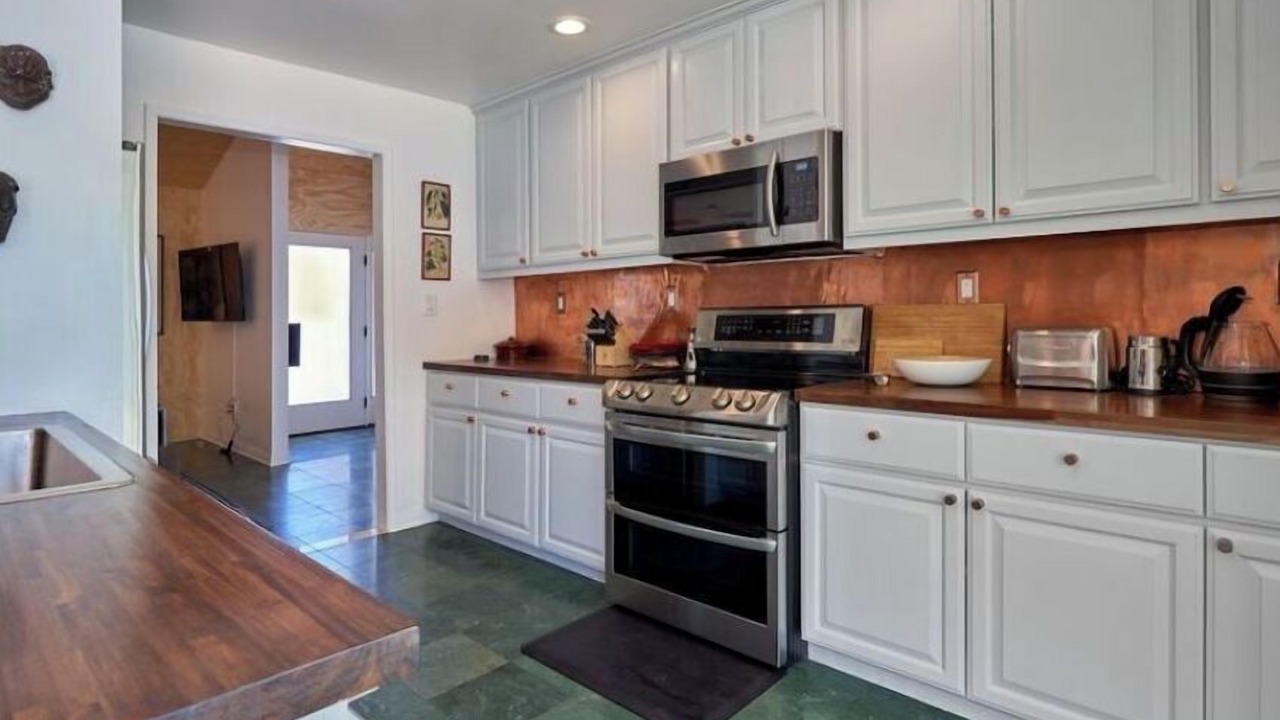 Photo of Kitchen in Uptown Design District