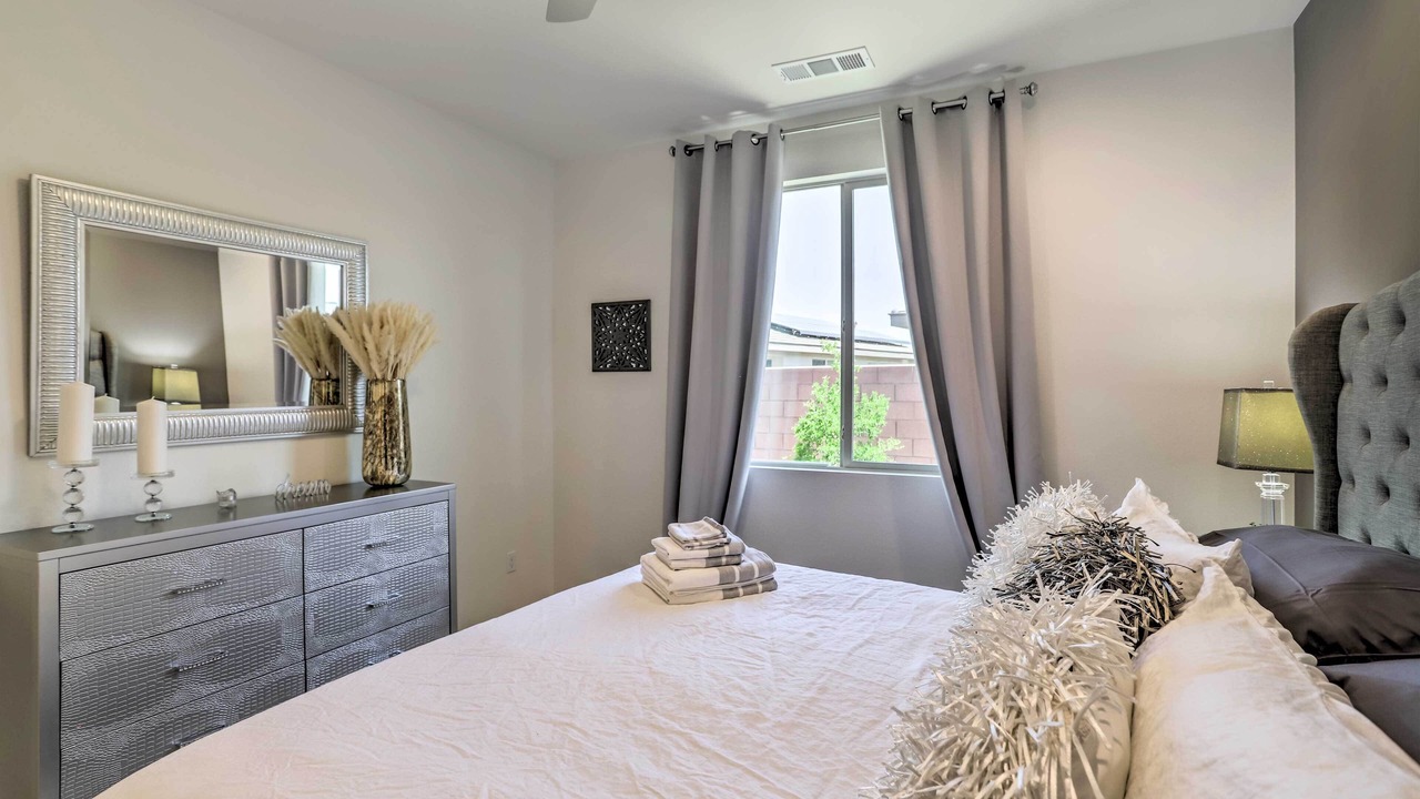 Photo of Bedroom in Indio