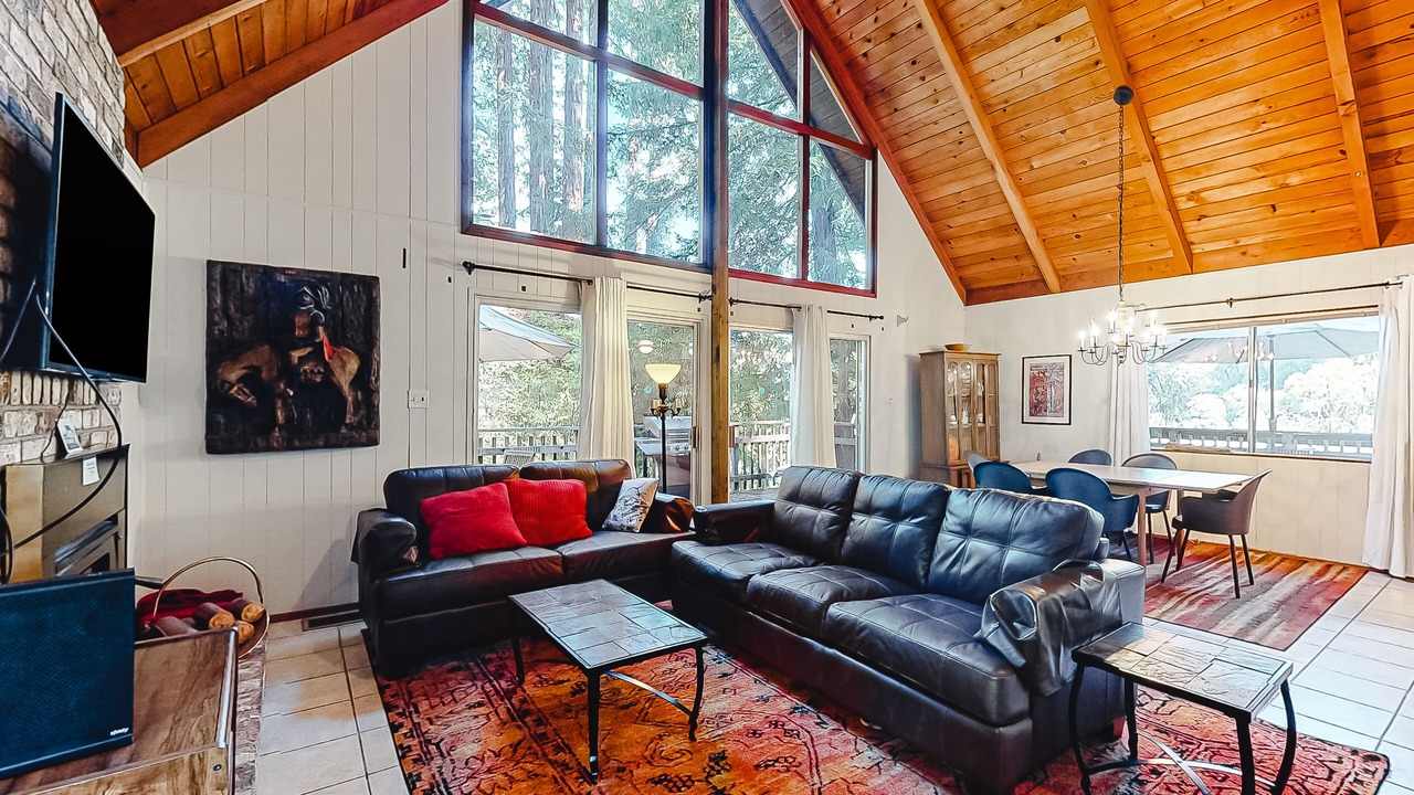 Photo of Livingroom in Northwood