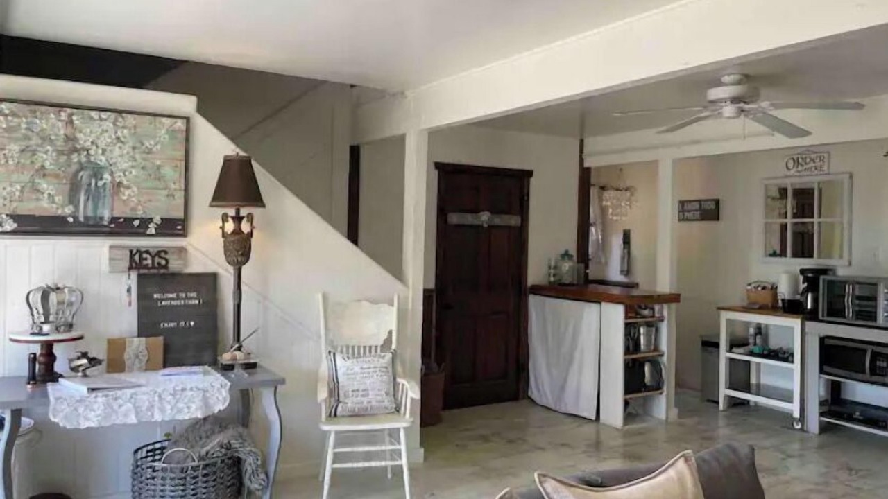 Photo of Livingroom in Valley Center