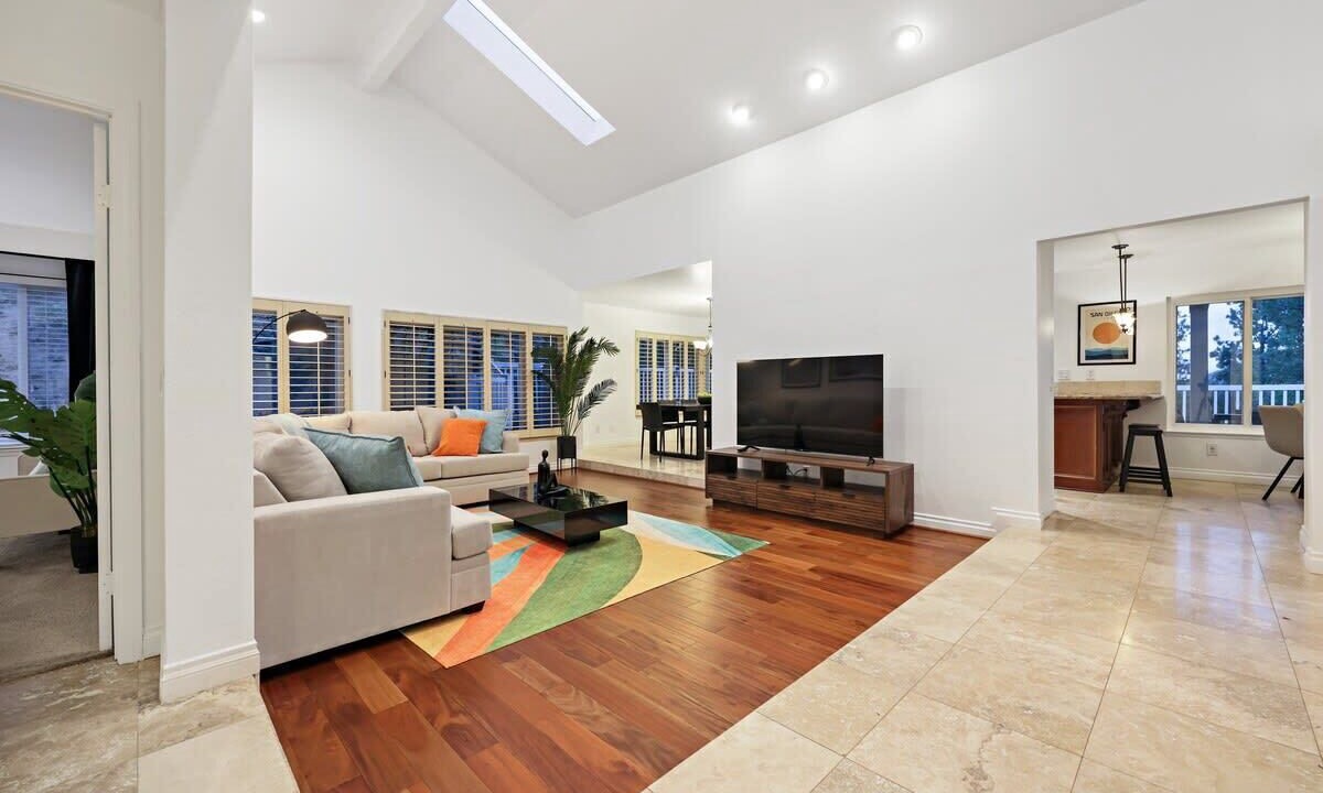 Photo of Livingroom in Poway