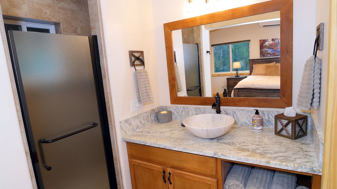 Photo of Bedroom in Three Rivers