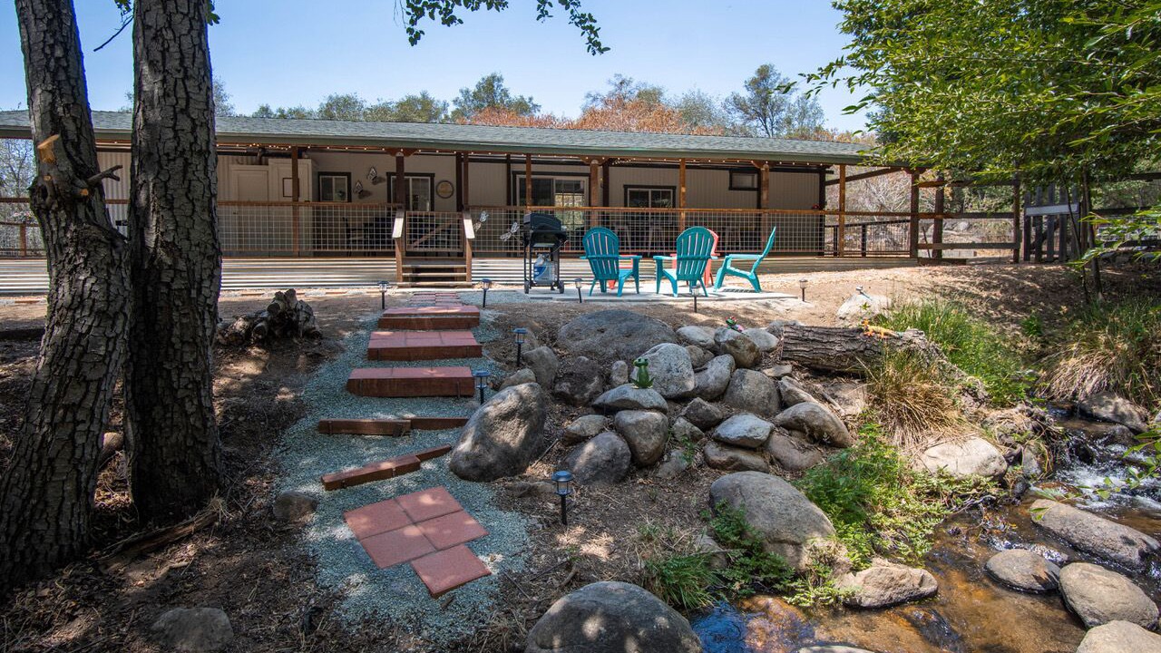 Photo of Outdoor in Springville