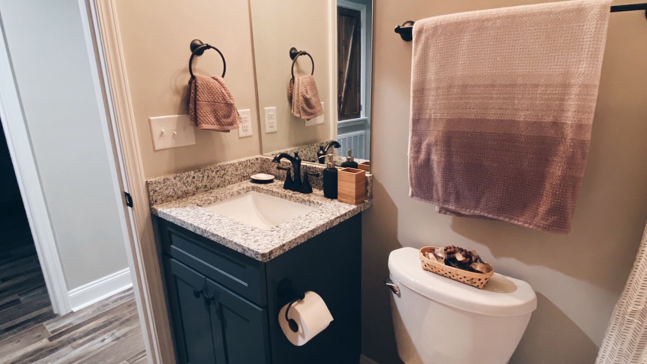 Photo of Bathroom in East Ellijay
