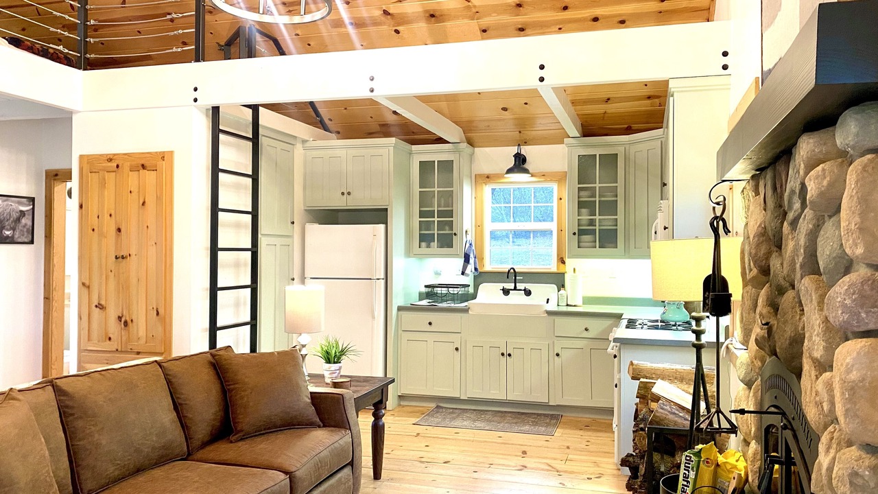 Photo of Livingroom in Smartville