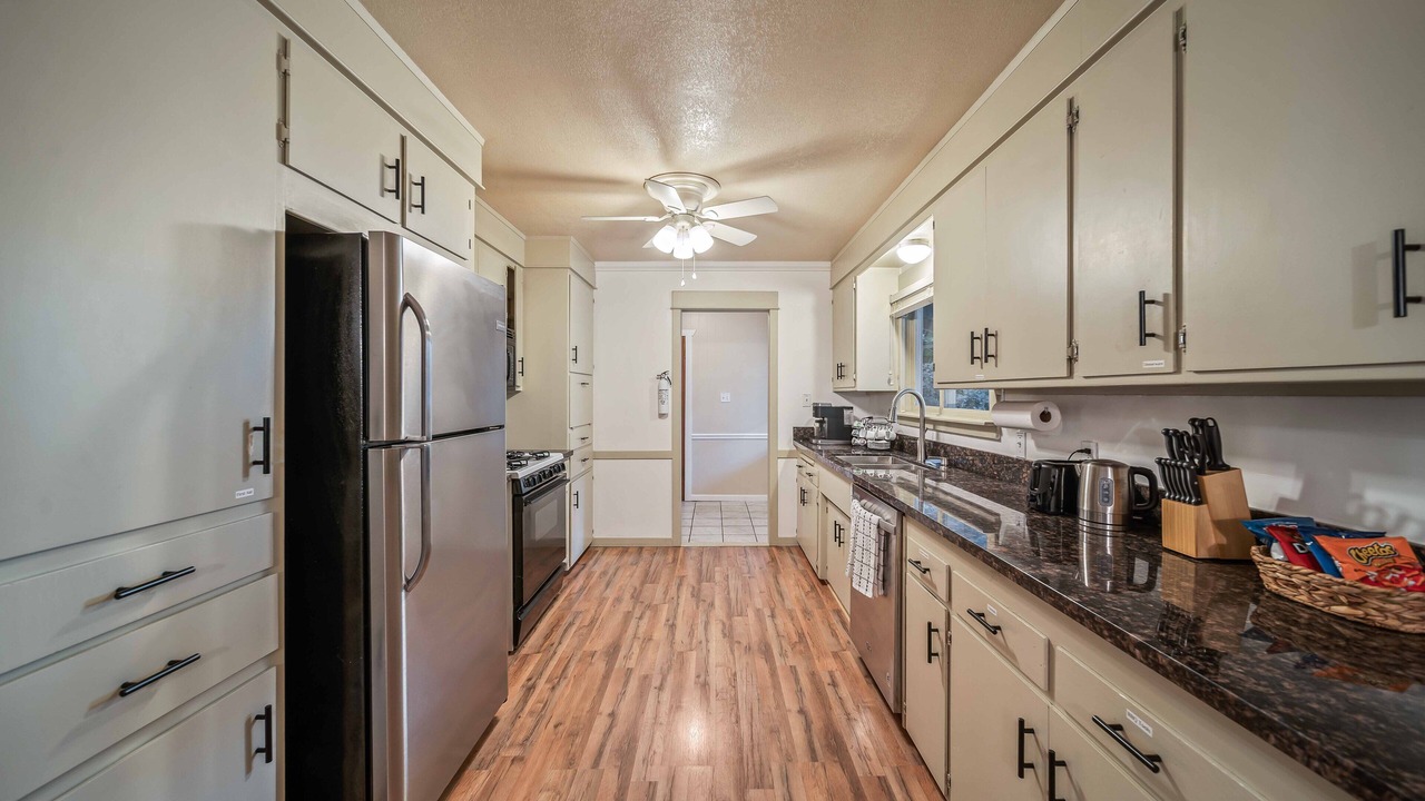 Photo of Kitchen in South Bechelli