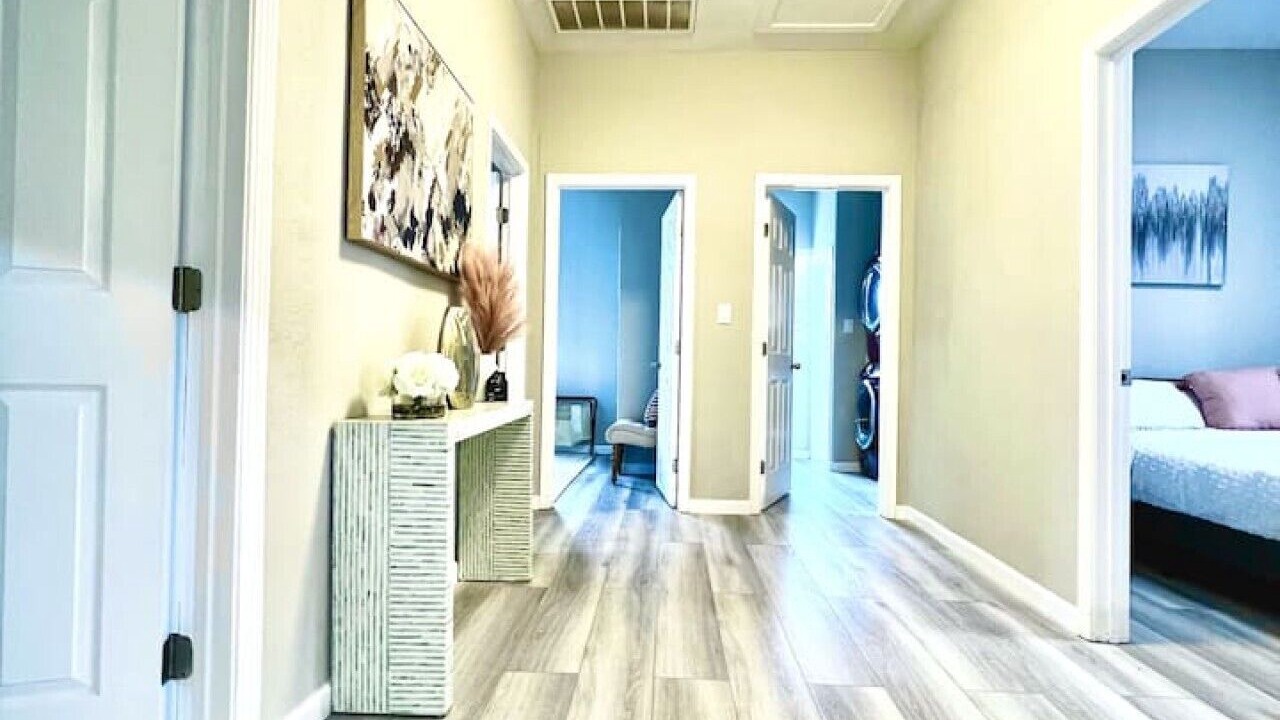 Photo of Bedroom in Willow Glen