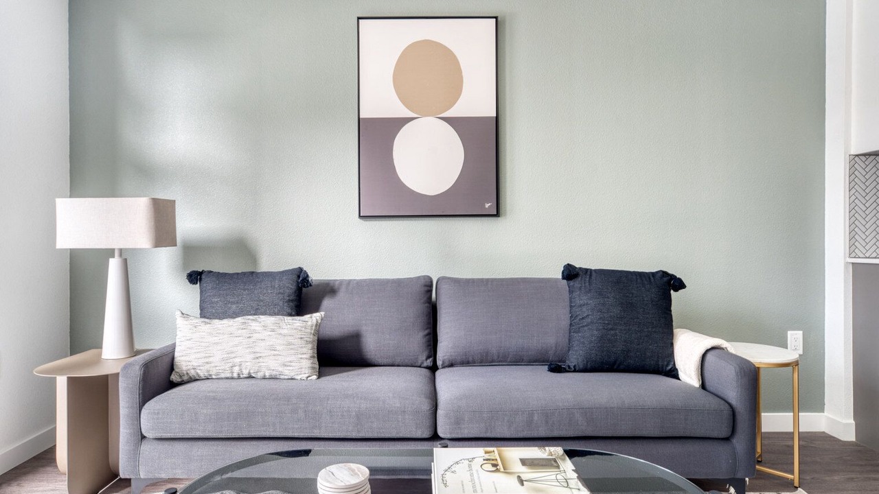 Photo of Livingroom in Emeryville