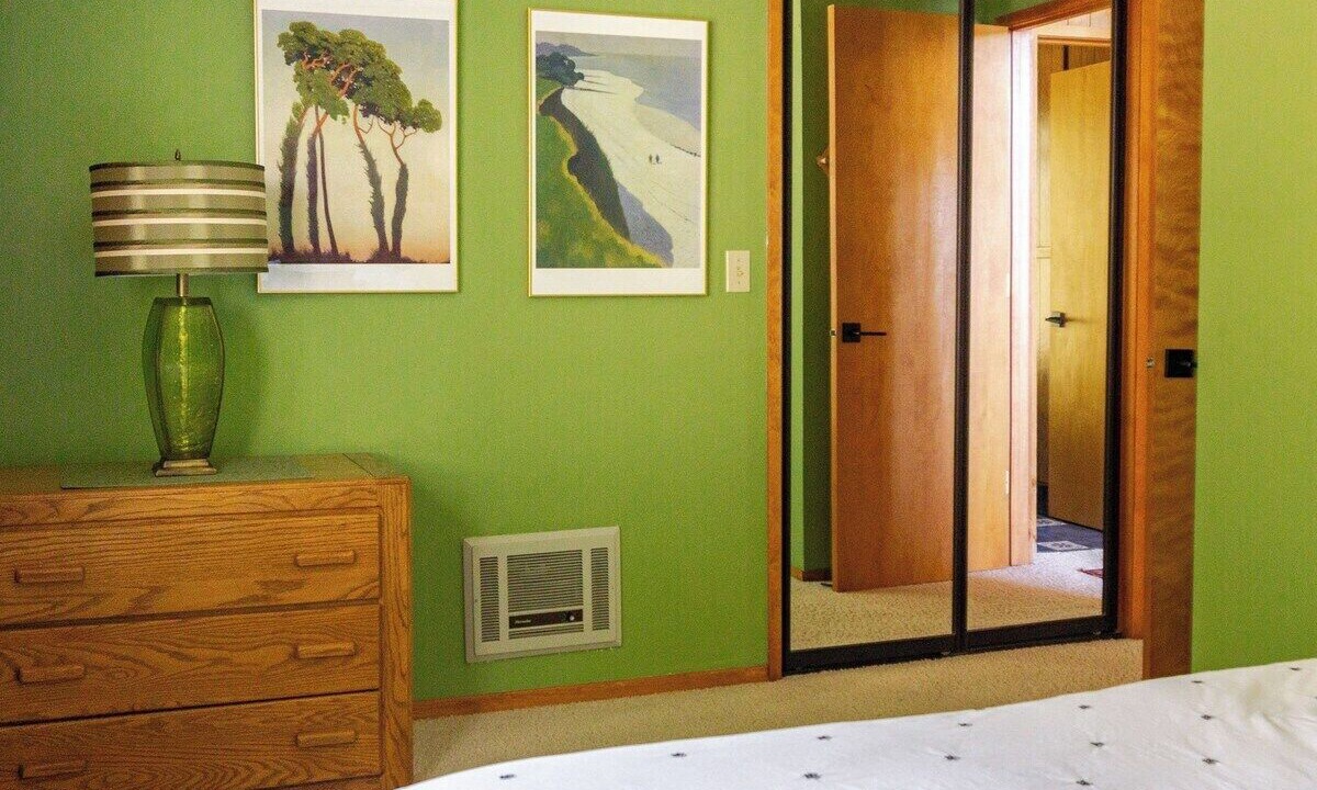 Photo of Bedroom in Mi-Wuk Village