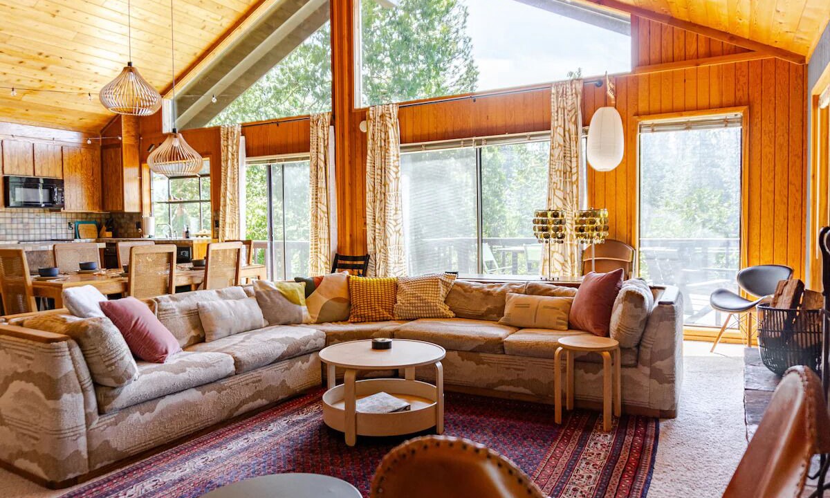 Photo of Livingroom in Mi-Wuk Village