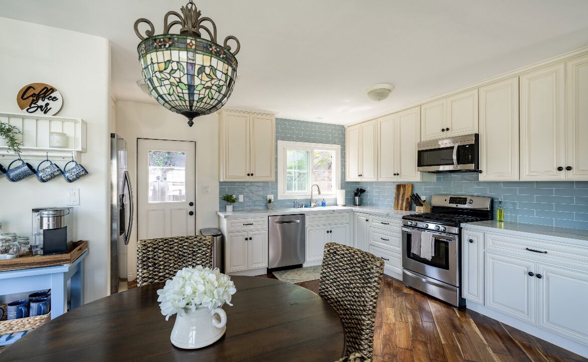 Photo of Kitchen in Loma Portal