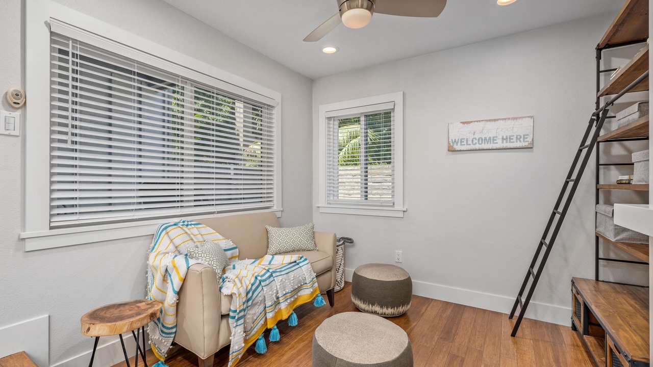 Photo of Livingroom in Sunset Beach