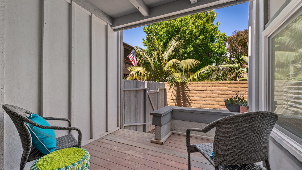 Photo of Patio Balcony in Sunset Beach