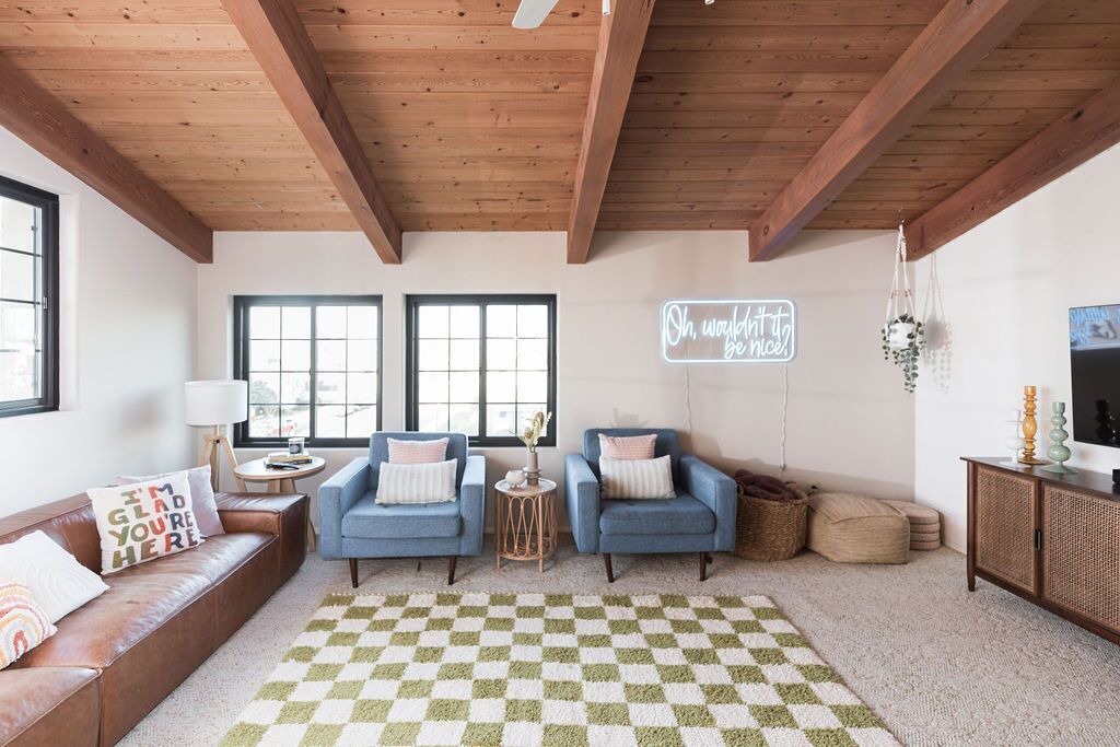 Photo of Livingroom in Hollywood
