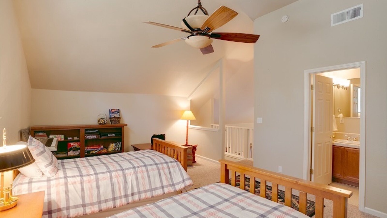 Photo of Bedroom in Plumas Eureka Estates