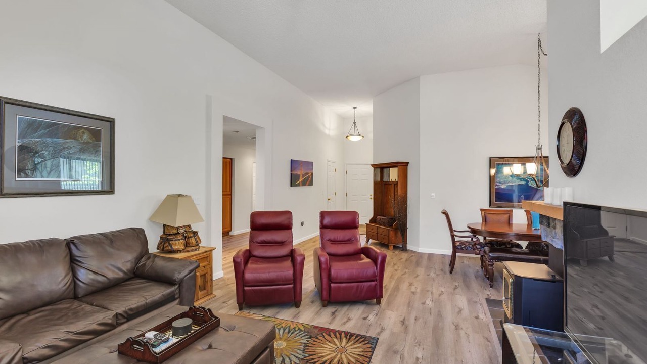 Photo of Bedroom in Plumas Eureka Estates