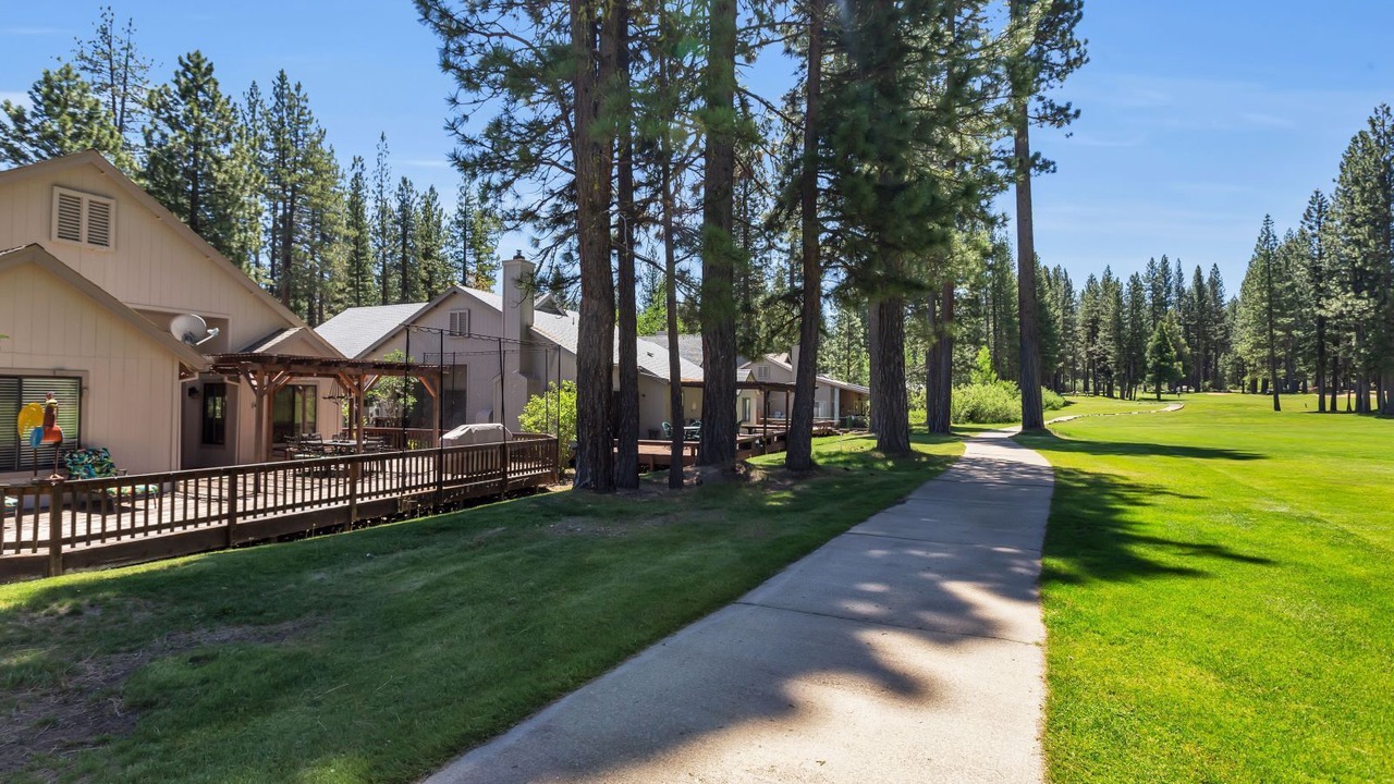 Photo of Others in Plumas Eureka Estates