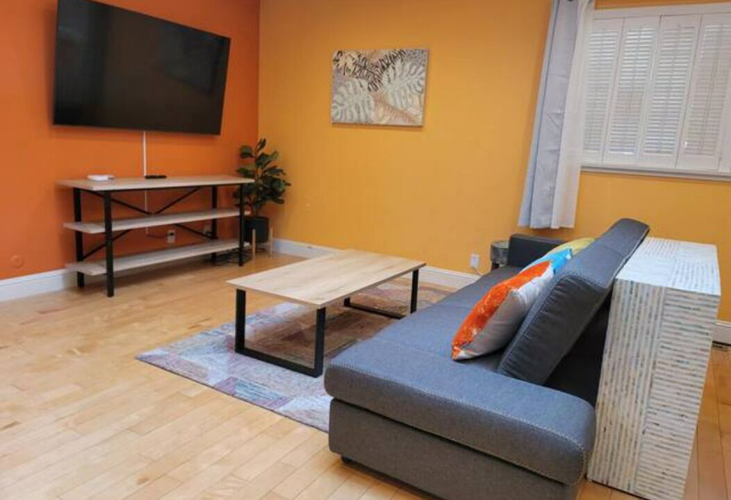 Photo of Livingroom in Los Altos Hills
