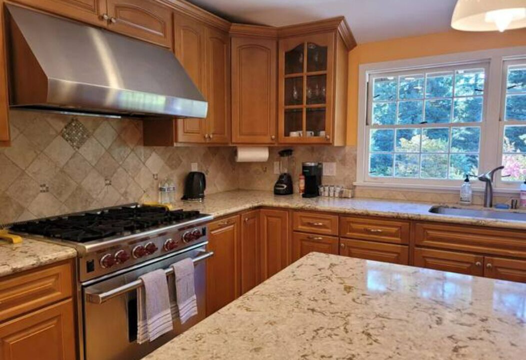 Photo of Kitchen in Los Altos Hills