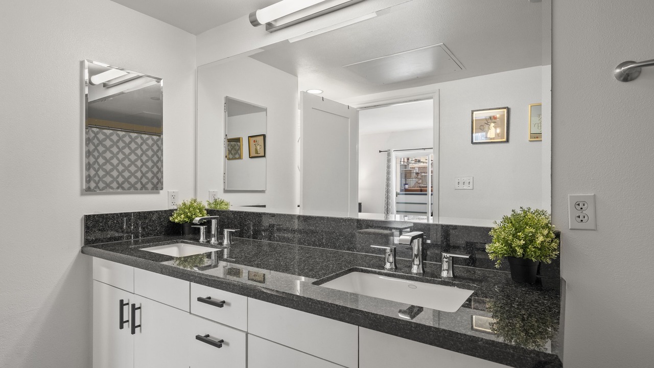 Photo of Bathroom in Cortez Hill