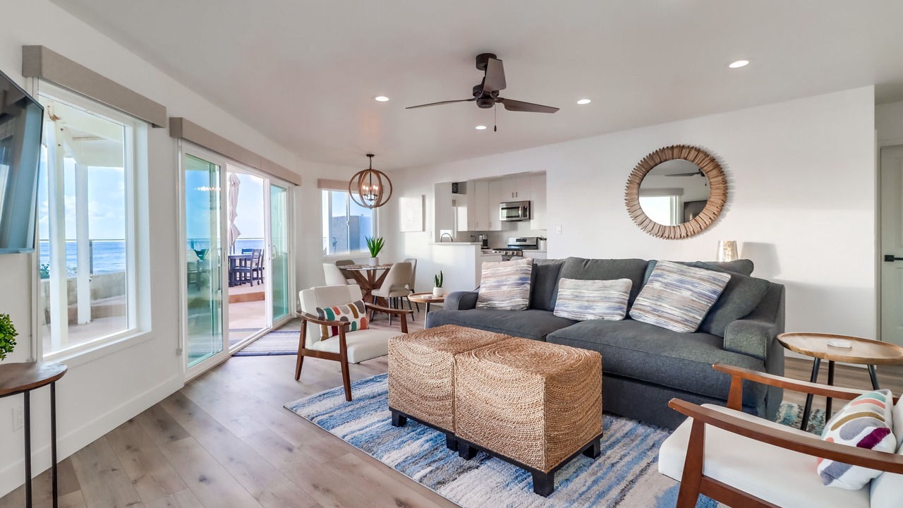 Photo of Livingroom in Ocean Beach