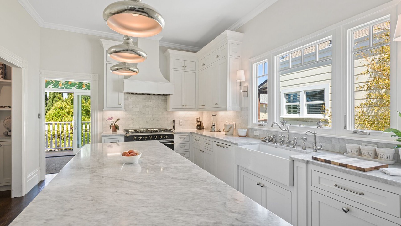 Photo of Kitchen in West Alameda