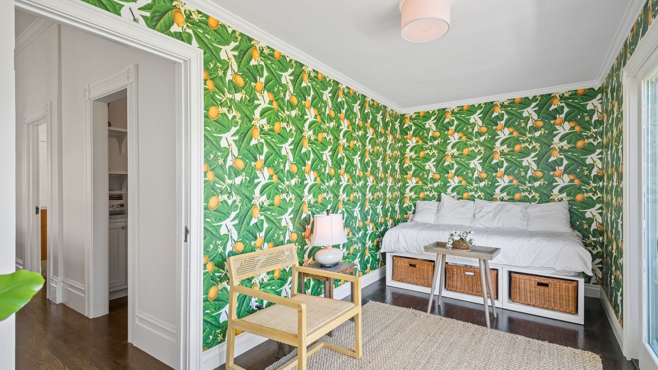 Photo of Bedroom in West Alameda