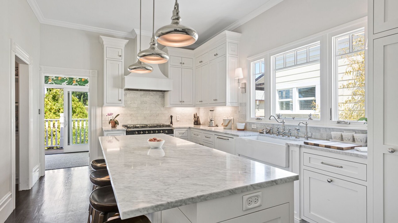 Photo of Kitchen in West Alameda