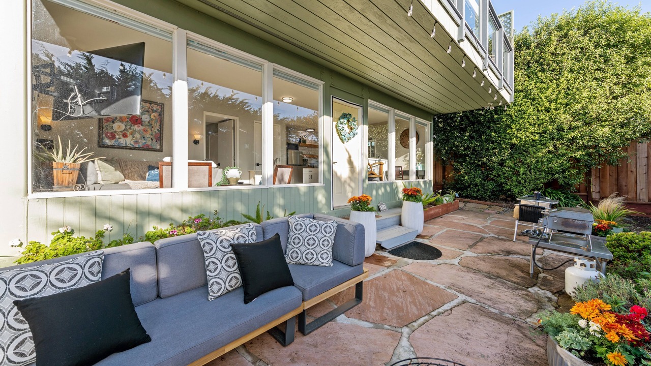 Photo of Patio Balcony in Moss Beach
