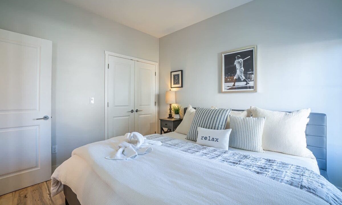 Photo of Bedroom in Downtown Sacramento