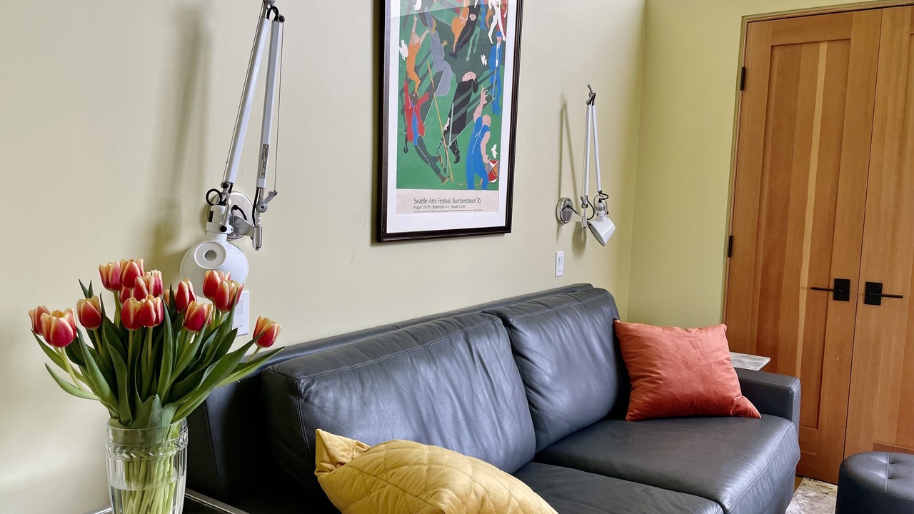 Photo of Livingroom in Culver - West