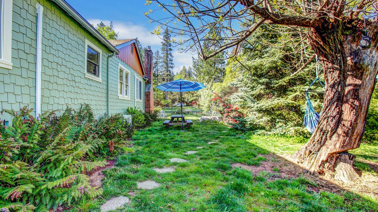 Photo of Others in Grass Valley