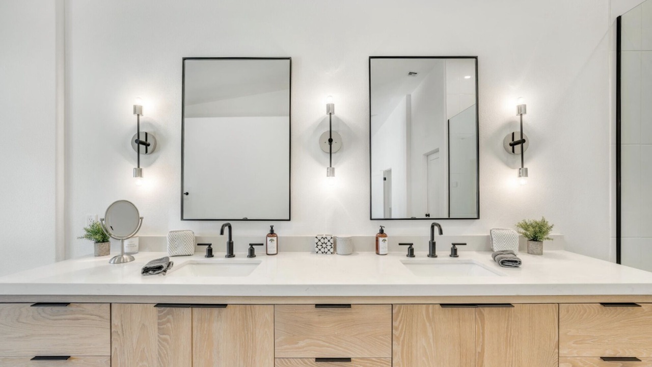 Photo of Bathroom in Desert Club Estates