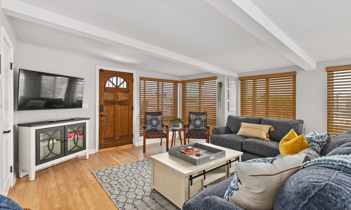 Photo of Livingroom in San Diego