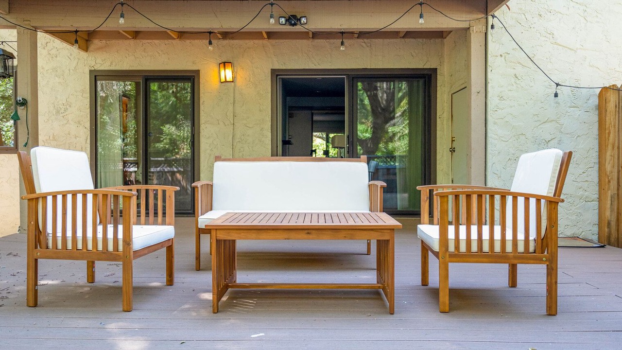 Photo of Patio Balcony in Saratoga