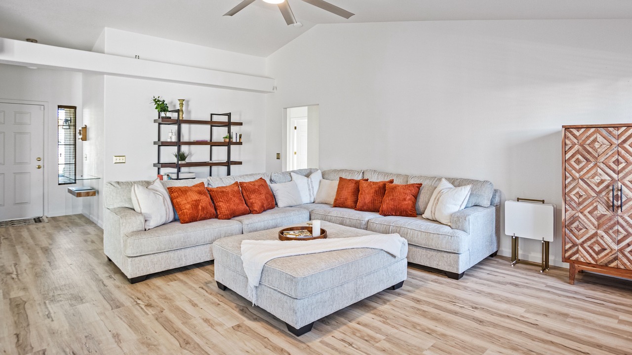 Photo of Livingroom in Merced