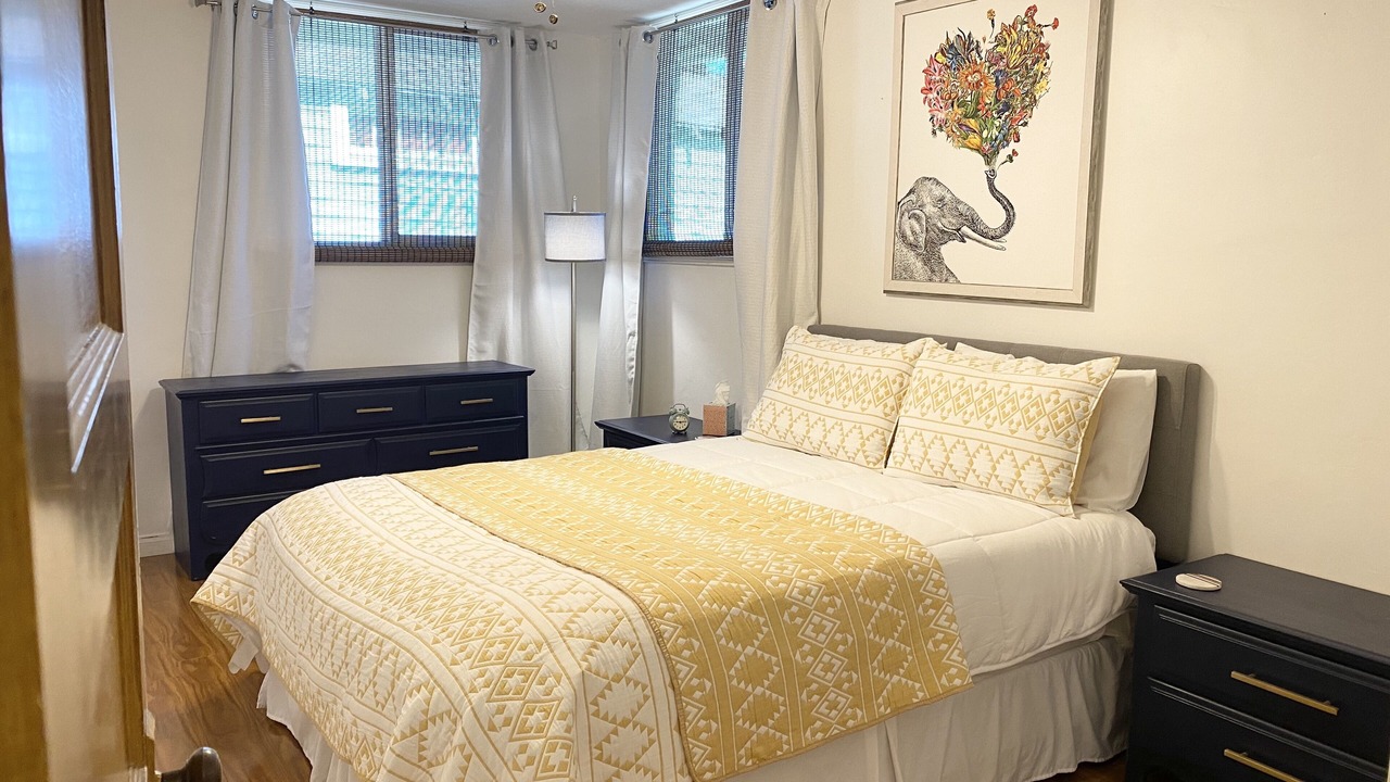 Photo of Bedroom in Oak Park