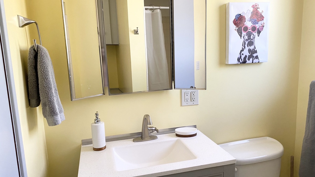 Photo of Bathroom in Oak Park