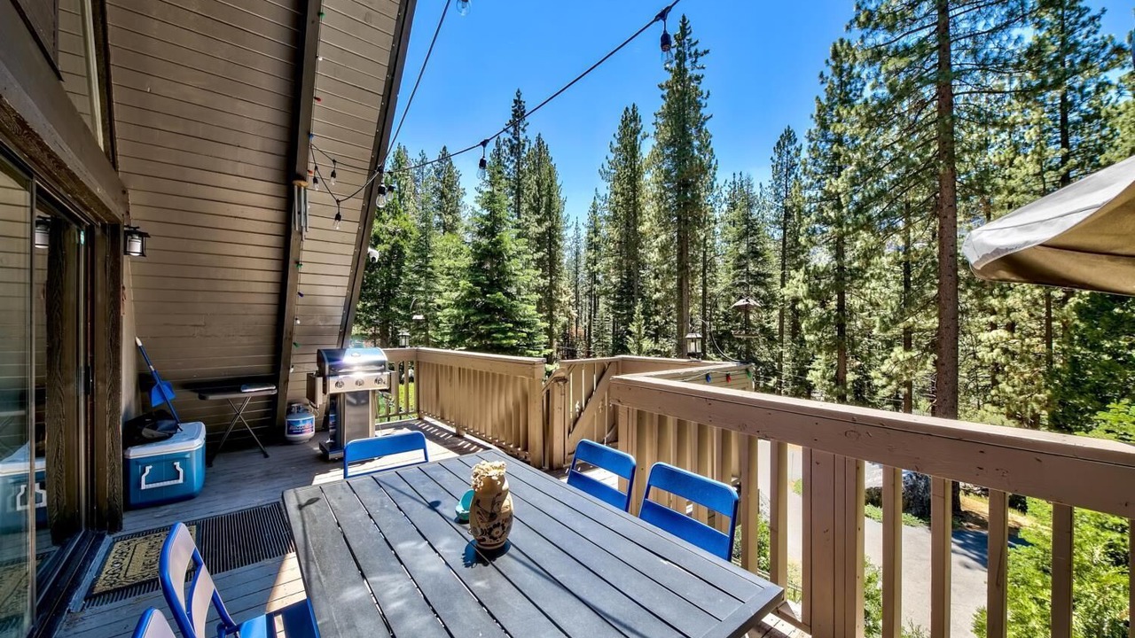 Photo of Outdoor in Christmas Valley
