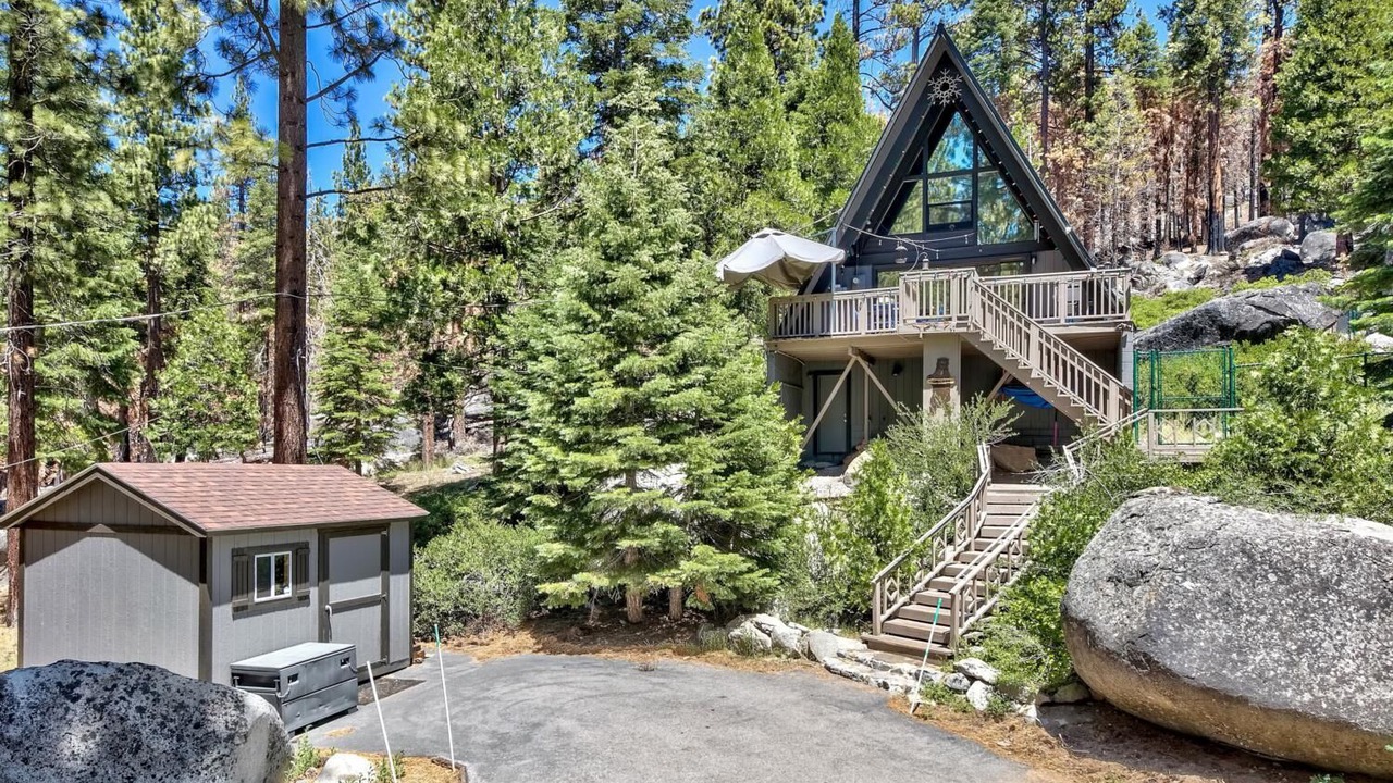 Photo of Outdoor in Christmas Valley