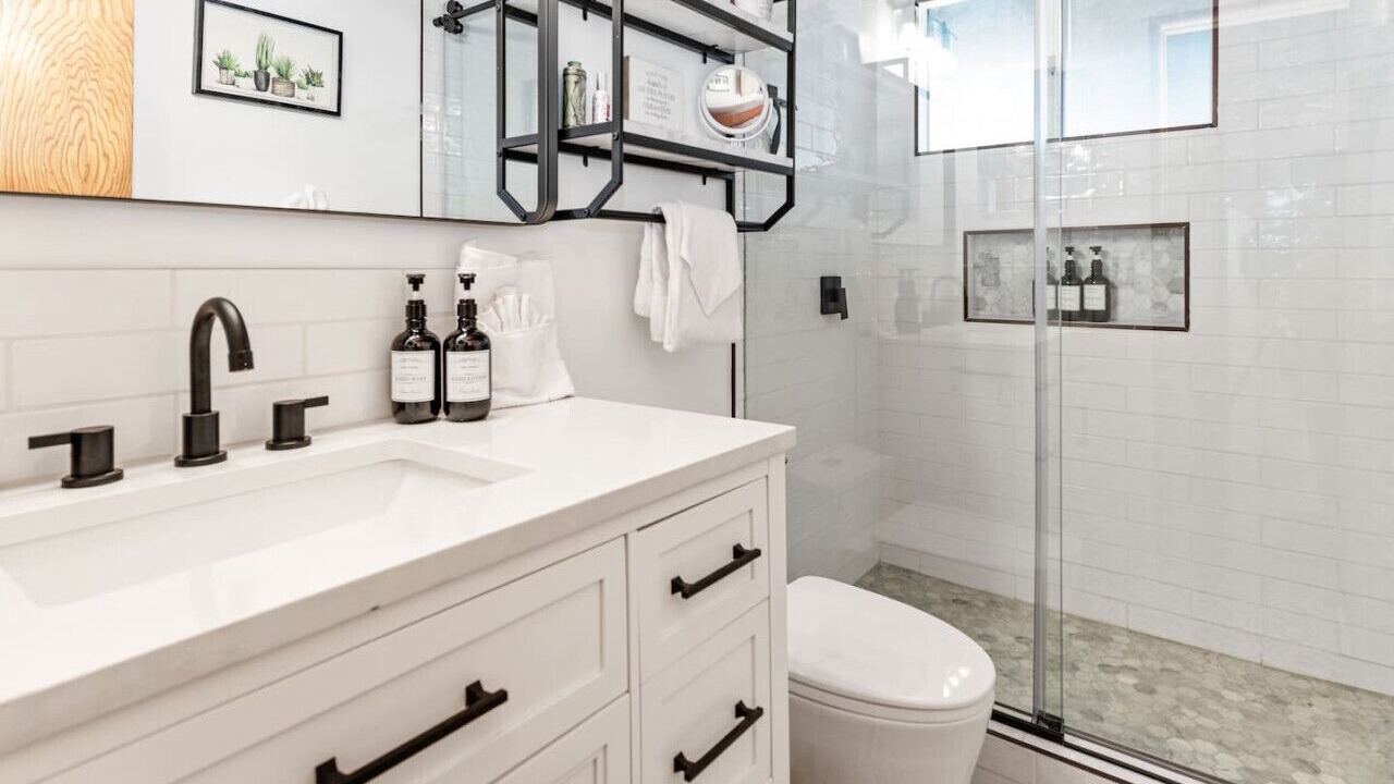 Photo of Bathroom in Whispering Forest