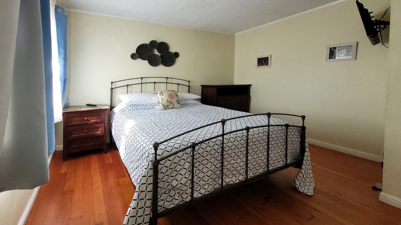 Photo of Bedroom in Arcata