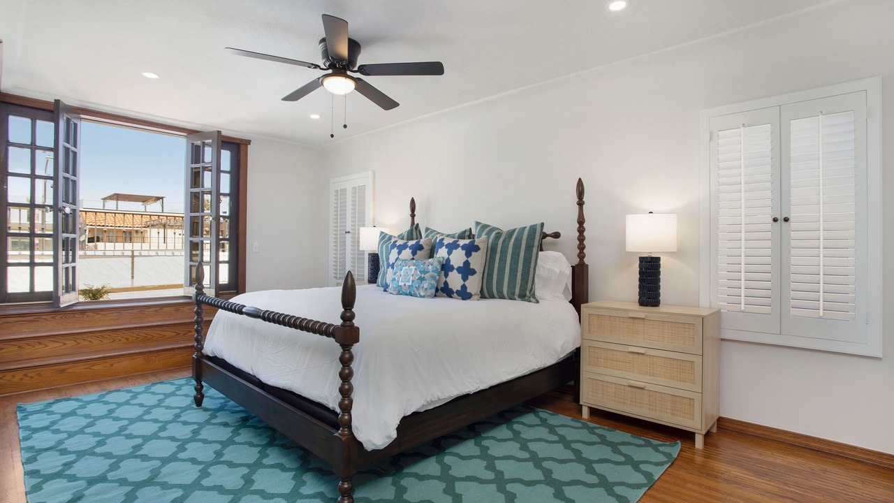 Photo of Bedroom in Belmont Shore