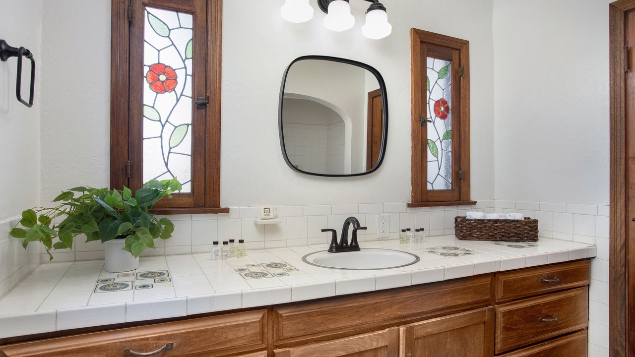 Photo of Bathroom in Belmont Shore