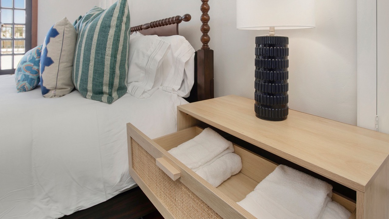 Photo of Bedroom in Belmont Shore