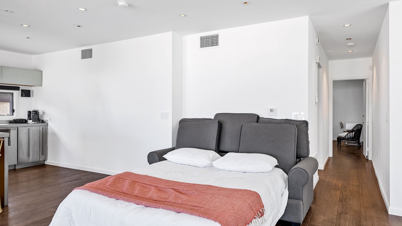 Photo of Bedroom in Marina Peninsula