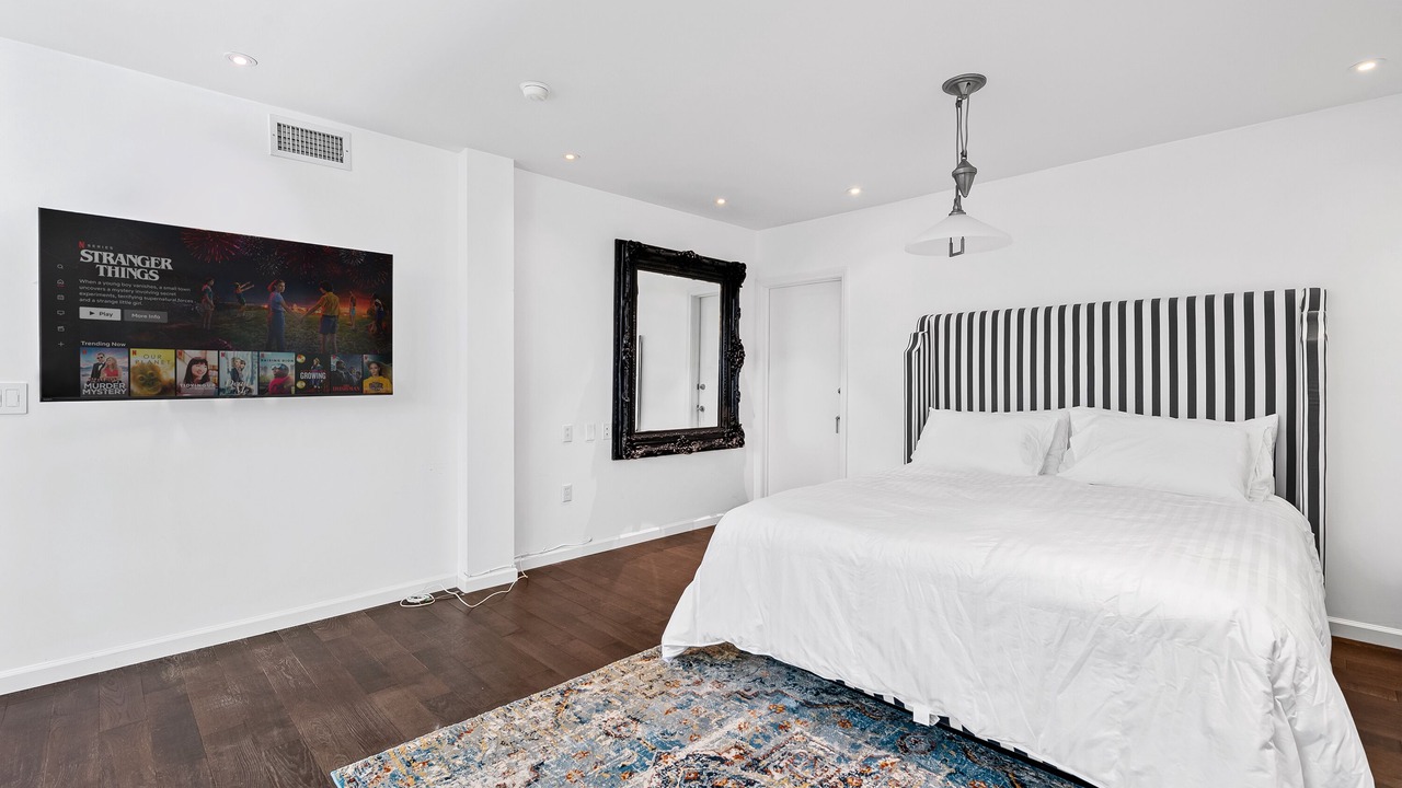 Photo of Bedroom in Marina Peninsula