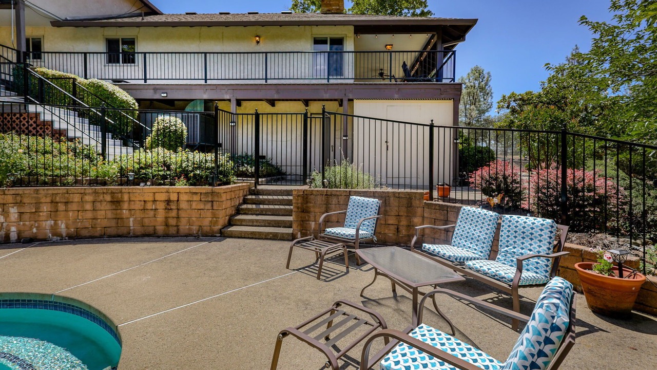Photo of Patio Balcony in Redding