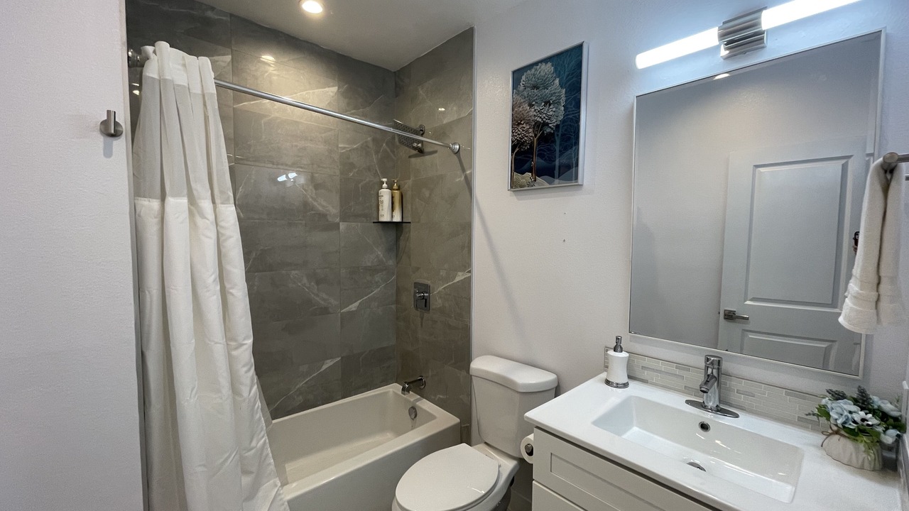 Photo of Bathroom in East Palo Alto