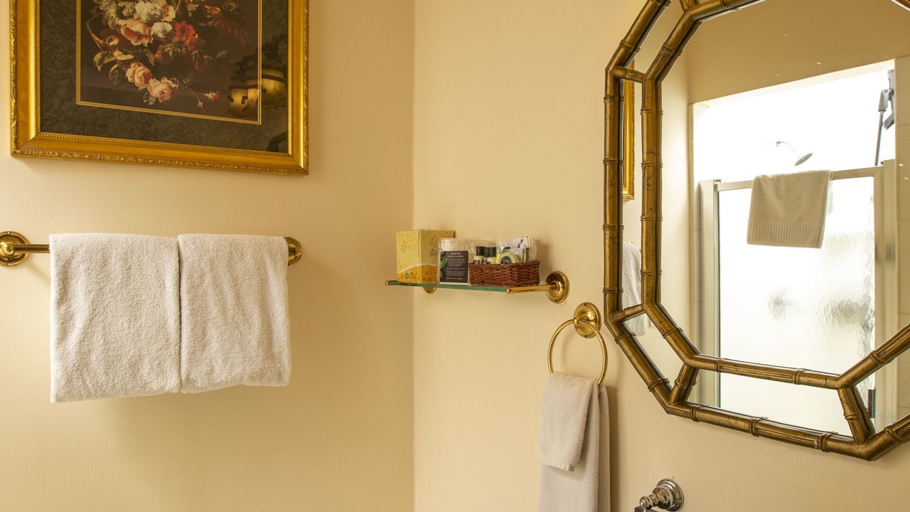 Photo of Bathroom in Telegraph Hill